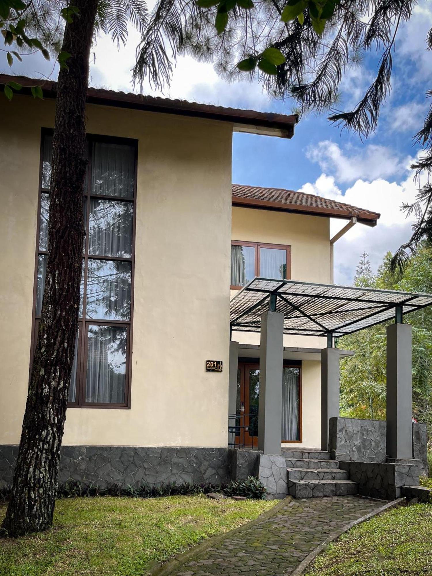 Puri Setiabudhi Bandung Ngoại thất bức ảnh